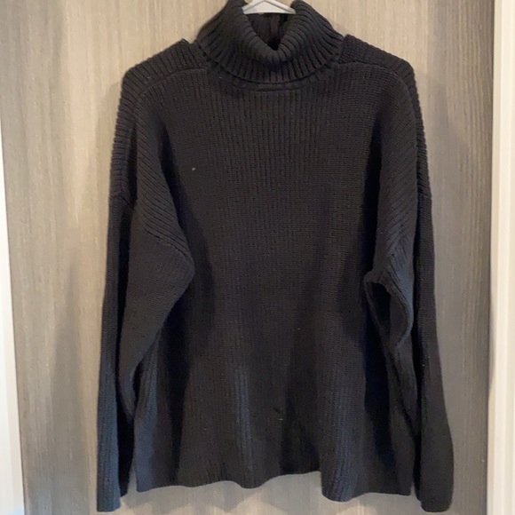 ❗️BOGO❗️Monki Turtleneck Sweater - Picture 2 of 8